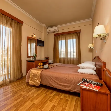 Lakonia Hotel
