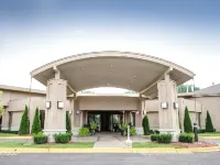Best Western Plus Guildwood Inn Hotels in Point Edward