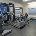 沃克西哈奇歡朋套房飯店