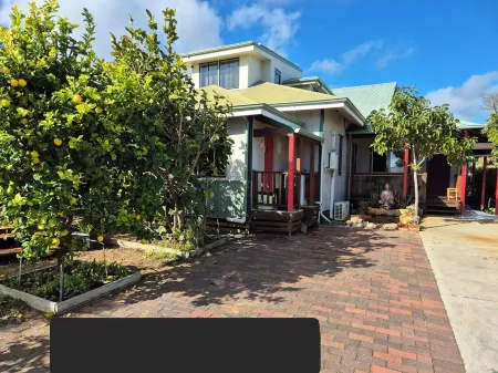 Bunbury's Most Convenient Location Отели в г. Крукед Брук