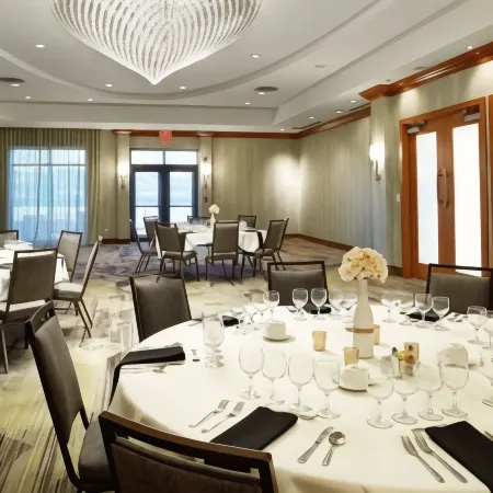 Courtyard Hamilton Отели в г. Фэрфилд