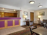 Super 8 by Wyndham Lewisburg Hotels in Fairlea
