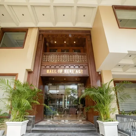 Country Inn Hall of Heritage, Amritsar Отели рядом с достопримечательностью «Колледж Хальса»