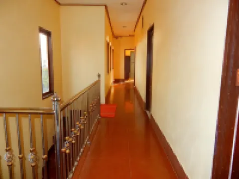 DokPhut Guesthouse
