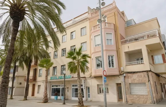 巴達洛納米拉瑪酒店