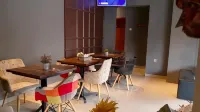 Sunrise Hotel Jogja - Bữa sáng