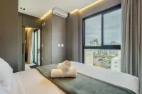 Sua Estadia Exclusiva a Poucos Passos do Mar em Meia Praia - Ffs Hotels in Itapema