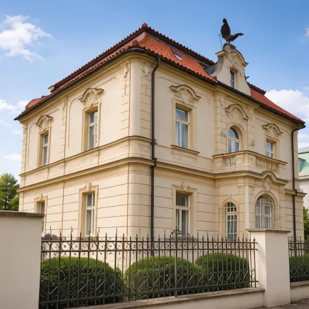 Residence Dykova - Former Pension Jana, Domov Mládeže