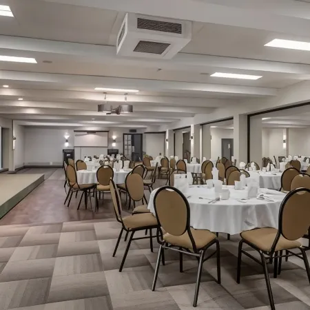 Dannys Hotel Suites, SureStay Collection by Best Western