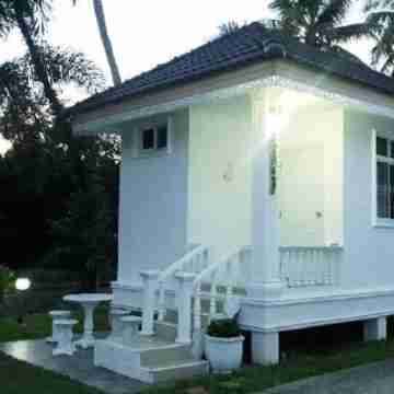 Ruanrimbang Resort Hotel Exterior