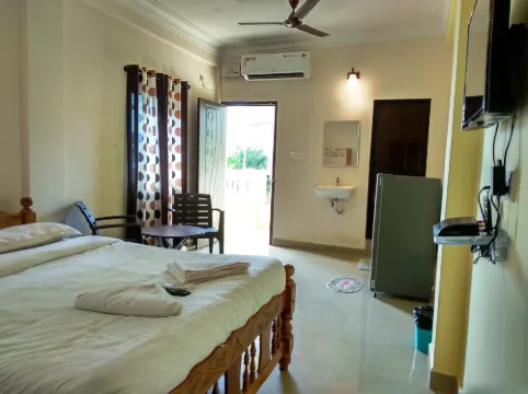 Candolim Beach Place