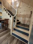 Wilderness Retreat 3-bedroom cabin in Eustis, Maine