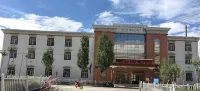 Ali Pulan Town Hotel