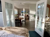 3-bedroom house w/pool near Tennis Garden - No Cleaning Fee - Homestays