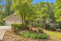 Pet-Friendly 5BR Getaway near Lake Keowee - 3성급