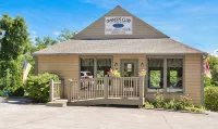 Night Owl 3 Bedroom Cabin by RedAwning - Chalets