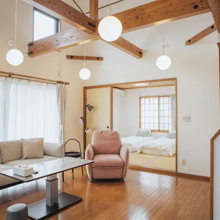 【Bright House】Private Villa for 6| With Onsen | Close to Coast | Walking to station
