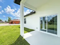 Charming 3-bedroom house in delightful Lehigh Acres with WiFi, AC