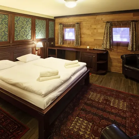 Boat Hotel Matylda
