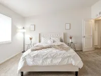 Cozy Modern 2Bed 2Bath Getaway in Atlanta Free Parking & Coffee Station Hotels in Dunwoody