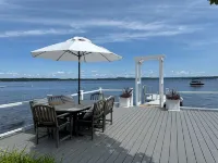 Private Lakefront Estate with 180 Degree Views - WiFi