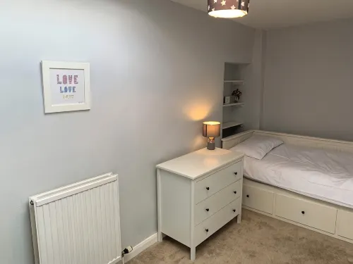 Sunny 4-bedroom cottage with South facing garden - Sunflower Cottage - Wifi