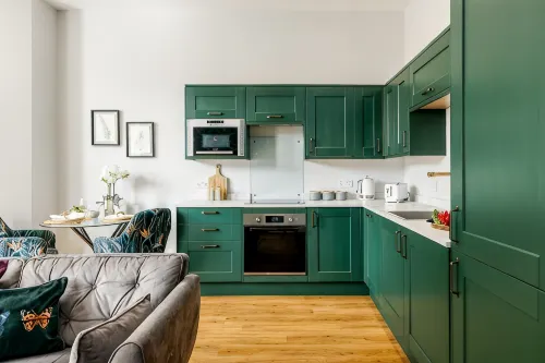 Beautifully Modern 1-Bed Apt w/ Free Gym & Parking - Holiday Apartments