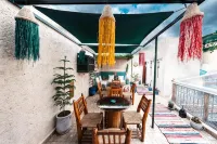 Riad Kiyanjana - Hot Springs