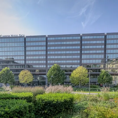 Clarion Hotel Sign Отели рядом с достопримечательностью «Кунгсхольмен»