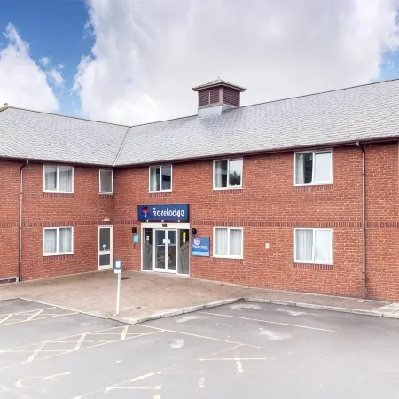 Travelodge Barnstaple Hotel