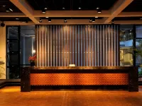 The Moon Beach Museum Resort - bar