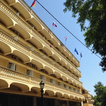 Arion Hotel Отели рядом с достопримечательностью «Муниципальная галерея»