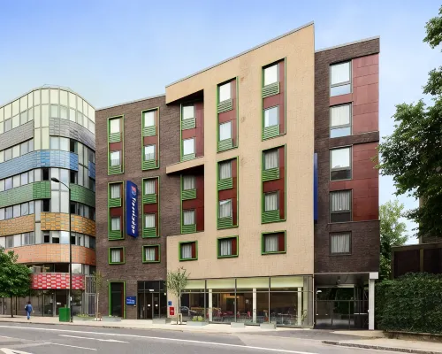 Travelodge London Finsbury Park hotel Hotels near ستوك نوينغاتون