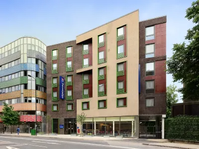 Travelodge London Finsbury Park hotel Отели рядом с достопримечательностью «Стадион «Эмирейтс»»