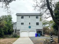 DuckUtopia-Pool/HotTub/Private Dock/0.3mi to Beach Hotels in Duck