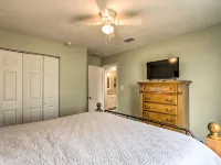 Family-Friendly Home, Walk to Steinhatchee River!