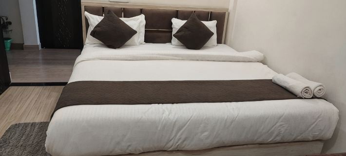 Hotel Abhinandan Hotels in Ayodhya