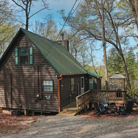 White-Tail Nook Blue Ridge Cabin!