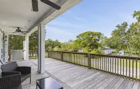 The Golden Gulls -Roomy 3Br/2BA, Near Shops, Food, & Beach-Golfcart Rental - 4성급