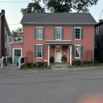 Restored 1870s 4BR, 2.5 bath, formal dining, in the heart of Berkeley Springs