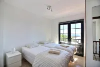 Luxury villa with private heated pool, WIFI, views of the sea and volcanoes - Pools