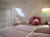 Sunny cottage with large garden