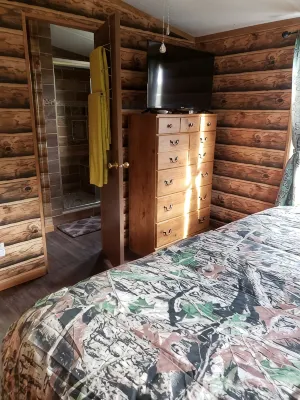 MARGARITAVILLE BY THE SUWANNEE RIVER & ROYAL SPRINGS PET FRIENDLY - 2 étoiles