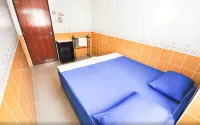 At Home Guest House - Pensionat