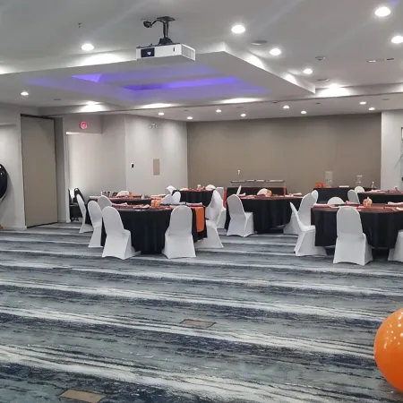 Hampton Inn by Hilton Addison Dallas