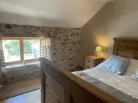 Beautifully Restored Farmhouse With Stunning Pool and HotTub. A great games room - สระว่ายน้ำส่วนตัว