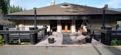 Plumas Pines Golf Resort. Updated Condo on the 4th Fairway. EV Charger on Site.