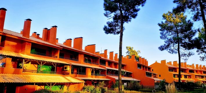 Amazing View - Beach - Golf Resort Hotéis em Almada