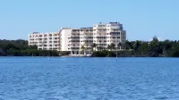 Spectacular Oceanfront Views , Free Wifi, HD Smart TV'S, Summer Special Rates