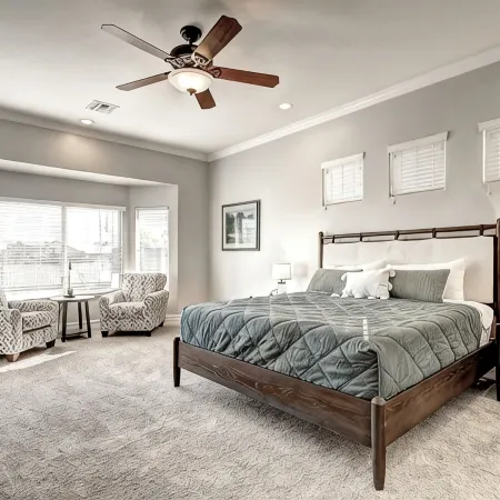 Spacious 4-bedroom house in marvelous Gilbert!